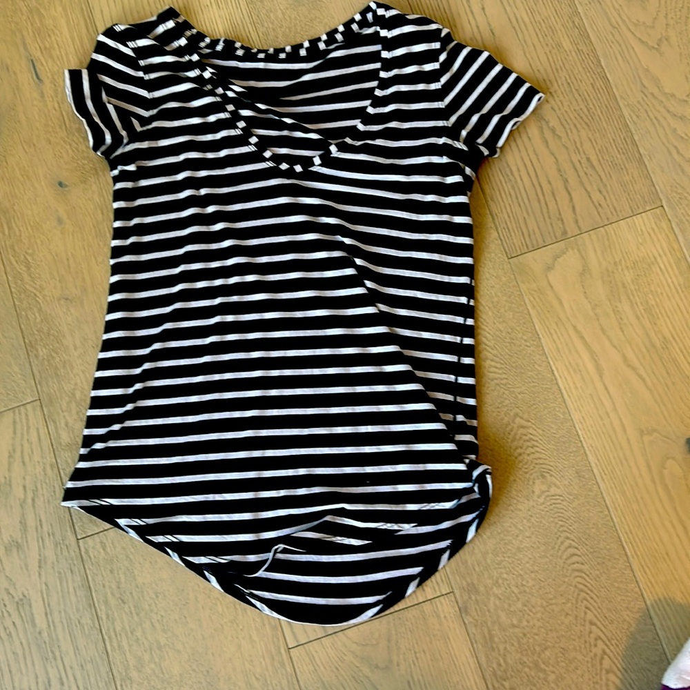 Lululemon like new love tee